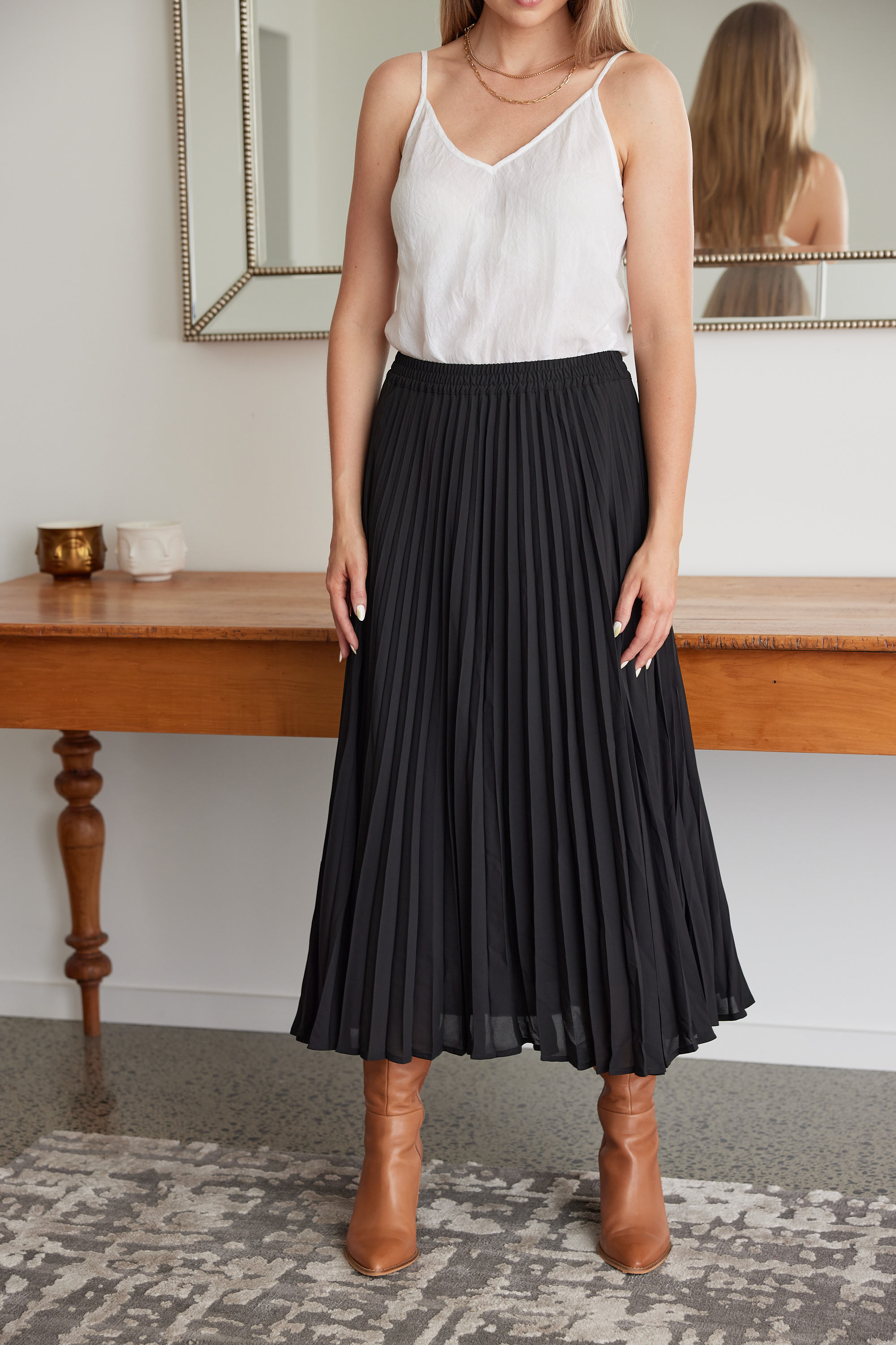 Satin pleat skirt - Skyway main image 1